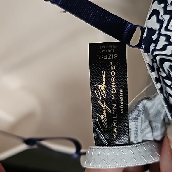 πππππ’π₯ $ππ Marilyn Monroe blue navy and white geometrical chemise New - Picture 10 of 12